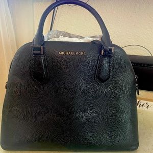 Micheal kors purse